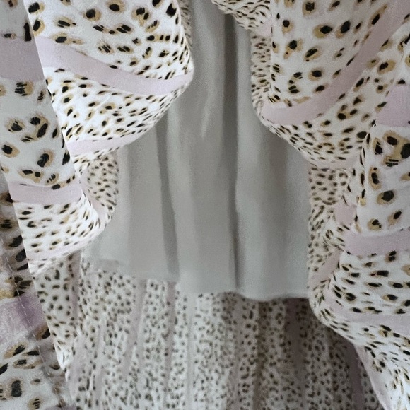 Elegant Cream Polka Dot Skirt Size Medium - Picture 5 of 9